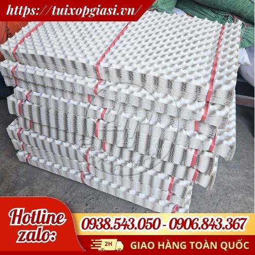 Tấm nhựa bó bầu cây màu trắng kiện 50m giá rẻ