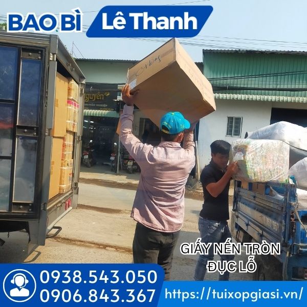 Đi đơn giấy nến tròn đục lỗ cho khách tphcm