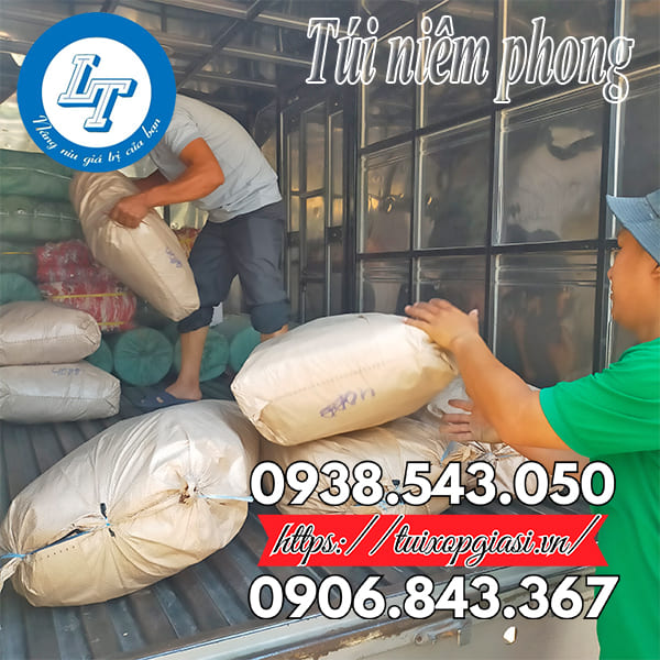 Đi đơn túi niêm phong gói hàng cho khách HCM