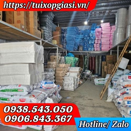 Kho túi zip viền đỏ Lê Thanh