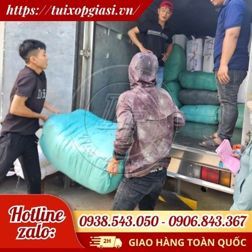 Lên túi lưới cho khách sỉ