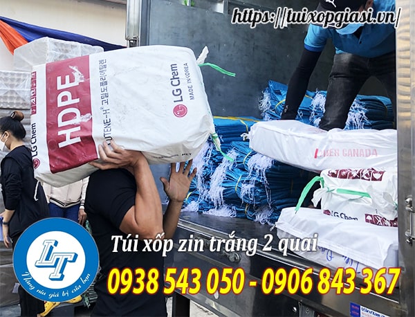 Giao hàng túi xốp zin trắng 2 quai hcm