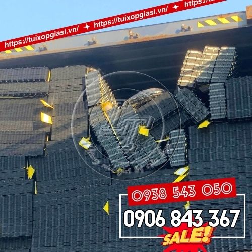 Giao tấm bầu quây cây cho khách sỉ