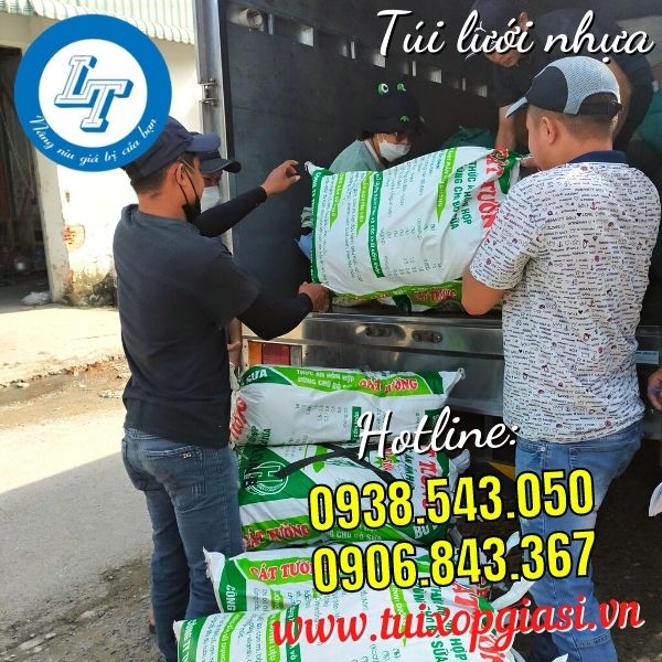 Giao túi lưới đựng trái cây