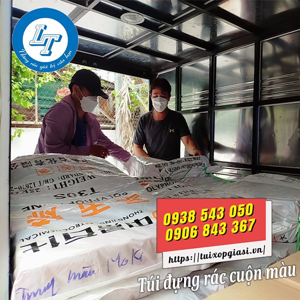 Giao túi rác cuộn màu giá rẻ