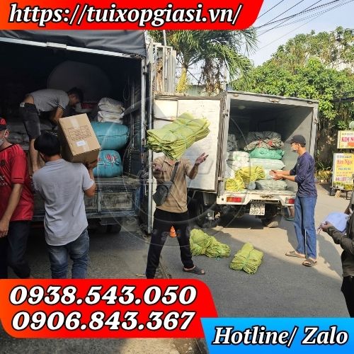 Lên hàng giấy nướng bánh chống dính