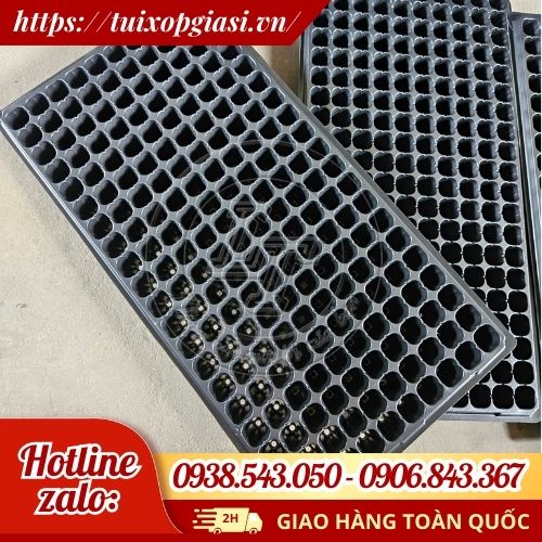 Khay nhựa đen ươm cây rau mầm 200 lỗ