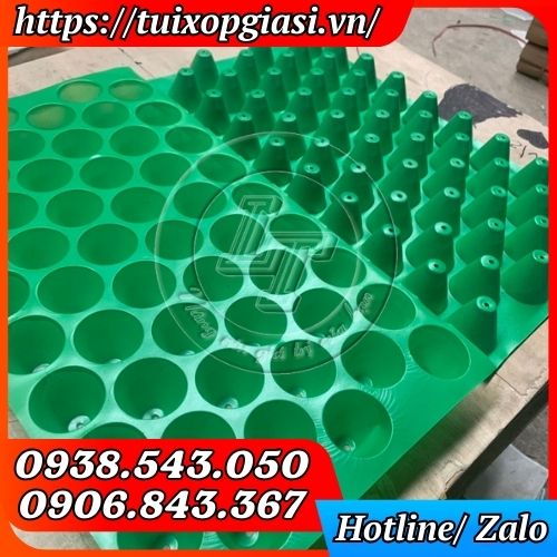 Khay nhựa ươm hạt giống lỗ tròn màu xanh