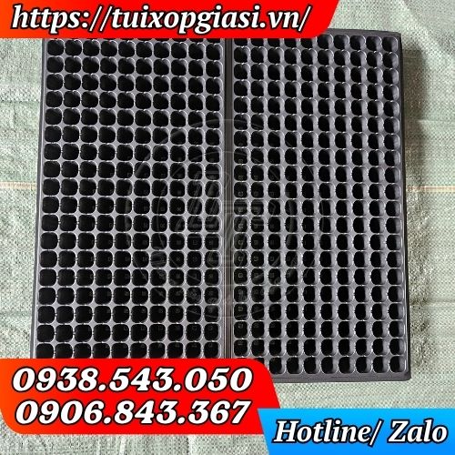 Khay ươm hạt giống 200 lỗ
