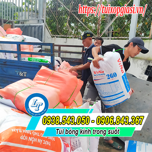 Lên hàng túi bóng kính trong suốt