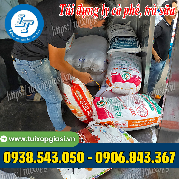 Lên hàng túi đựng ly