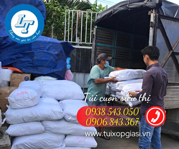 Lên túi cuộn siêu thị cho khách hcm