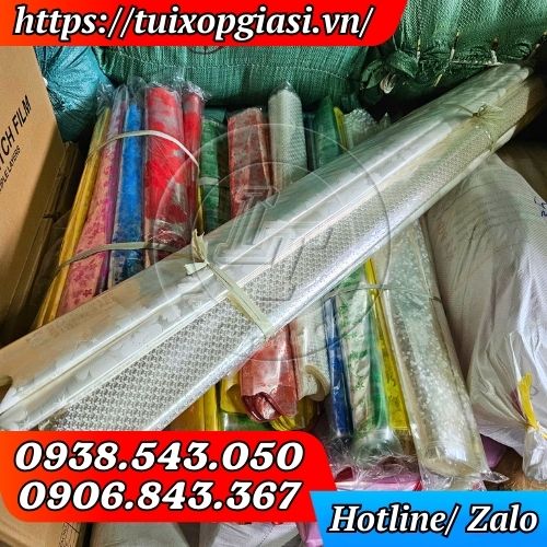 Nơi sỉ lẻ giấy kiếng bọc quà trong suốt in hoạ tiết đẹp