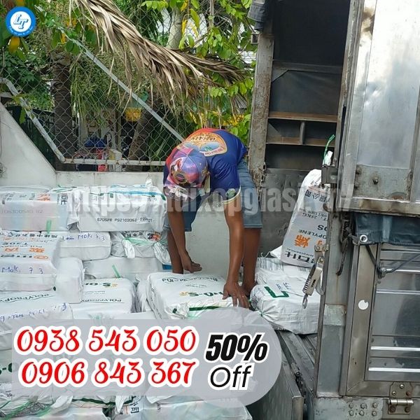 Lên túi đựng rác cho khách tỉnh