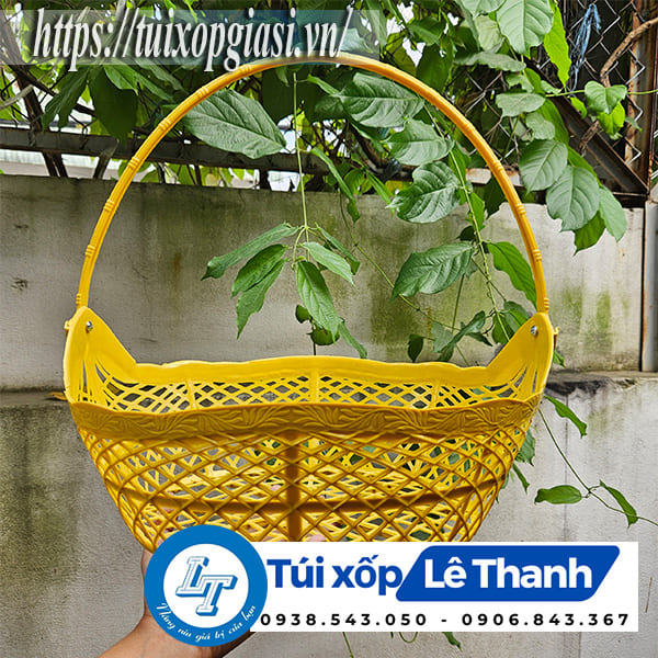 Sỉ giỏ nhựa đựng quà tết
