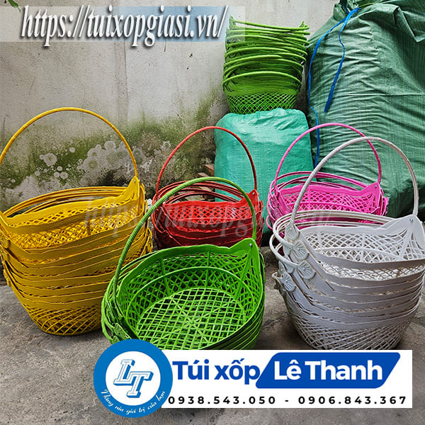 Sỉ giỏ nhựa đựng quà tết