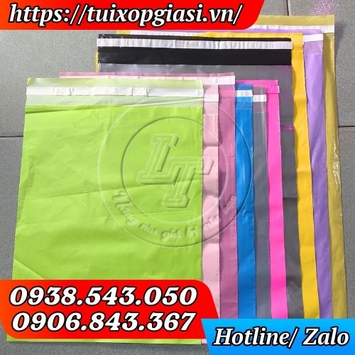 Túi niêm phong gói hàng đủ kích cỡ