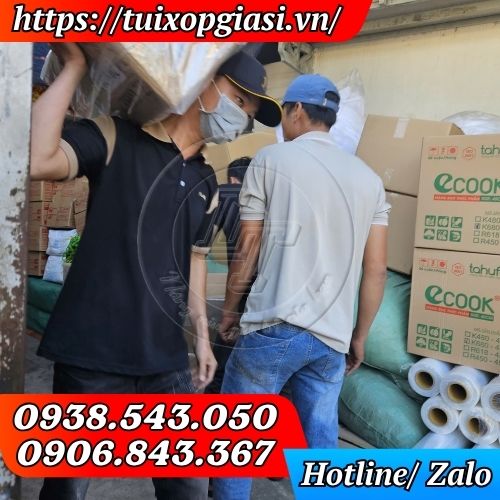 Lên túi zip đựng trà chanh, trà sữa, trà tắc cho khách sỉ