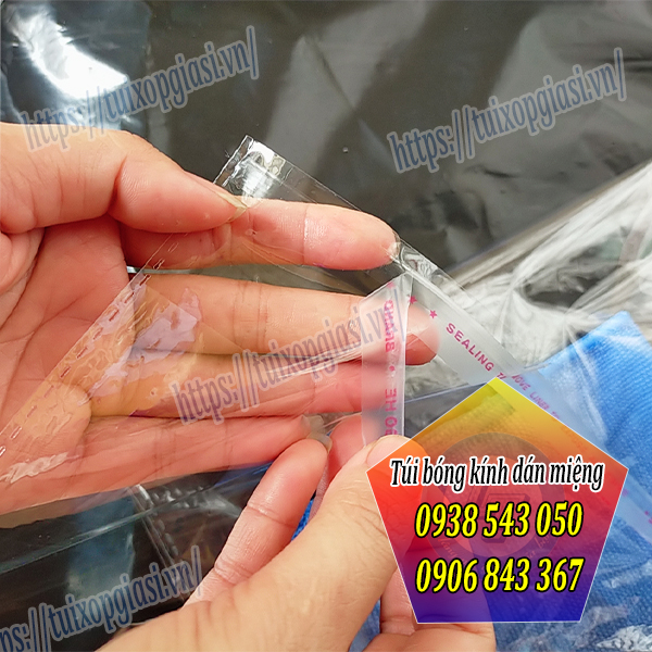 Túi bóng kính có keo dán miệng Túi bóng kính có keo dán miệng