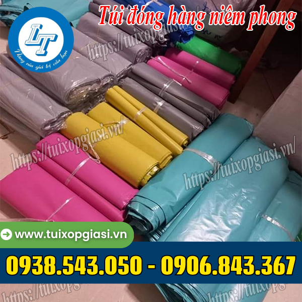 Túi đóng hàng niêm phong