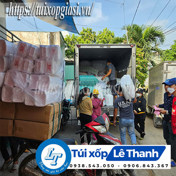 Túi niêm phong gói hàng quần áo giá rẻ tại xưởng