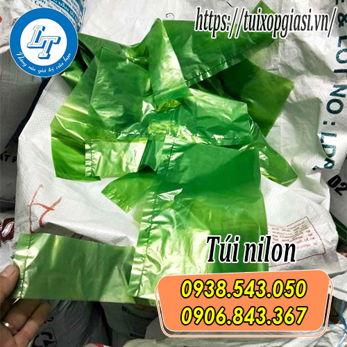 Túi nilon màu xanh