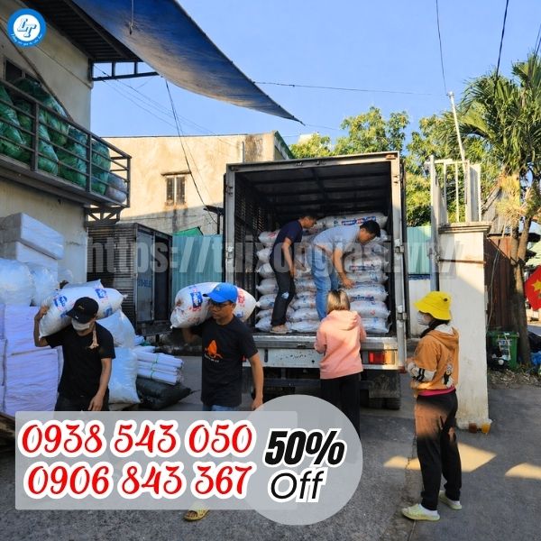 Lên túi roll thực phẩm cho khách HCM