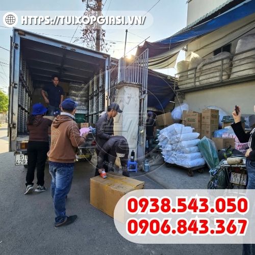 Giao hàng cho khách sỉ HCM