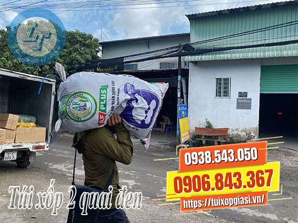 Túi xốp 2 quai đen đẹp giá rẻ