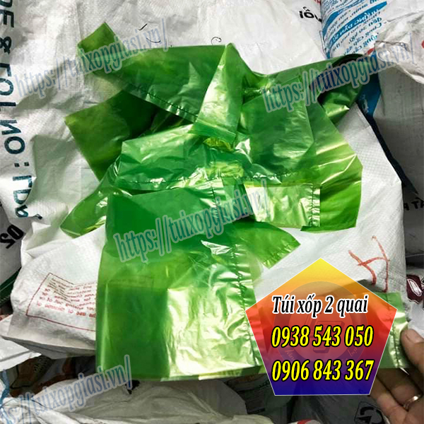 Túi xốp 2 quai màu xanh lá Túi xốp 2 quai màu xanh lá