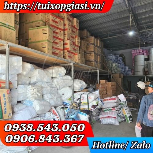 Kho túi xốp trắng zin tại công ty Lê Thanh