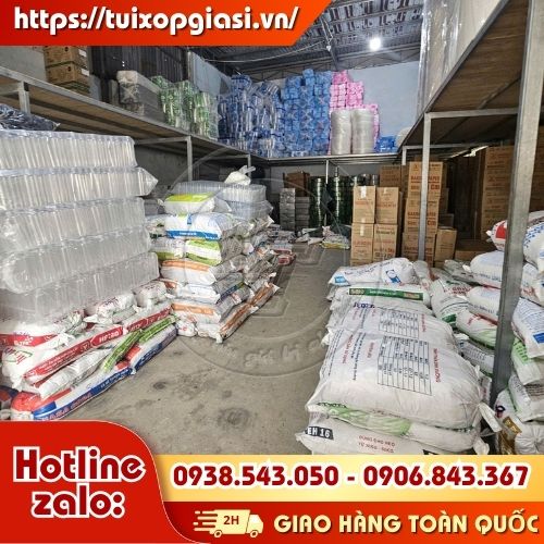 Kho túi zip chỉ đỏ công ty Lê Thanh