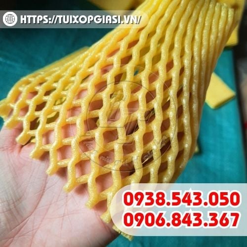 Xốp lưới bọc trái cây co giãn tốt