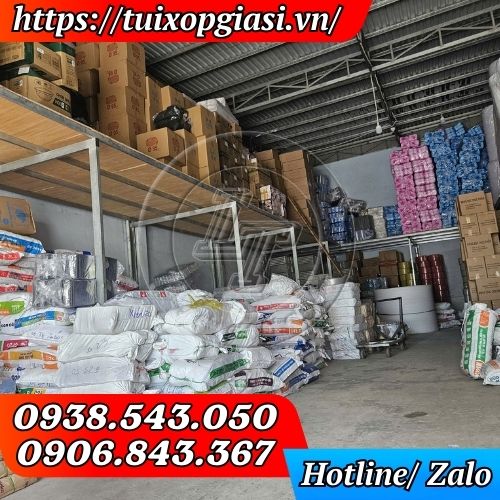 Kho hàng túi xốp