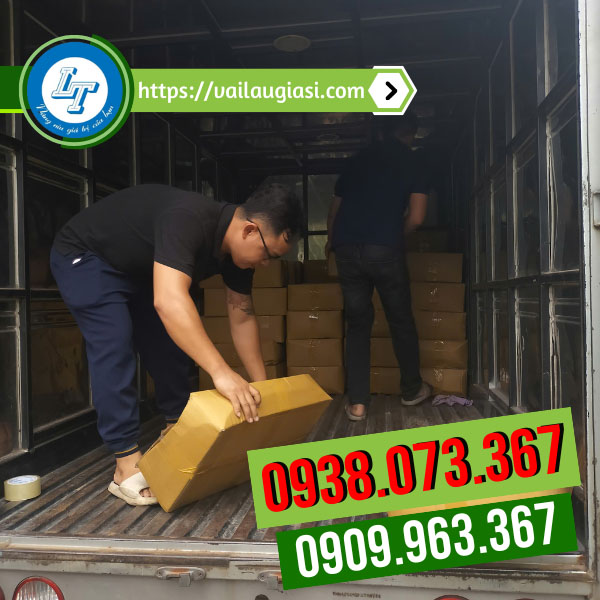 Lê Thanh giao sỉ áo mưa cánh dơi chấm bi Lê Thanh giao sỉ áo mưa cánh dơi chấm bi