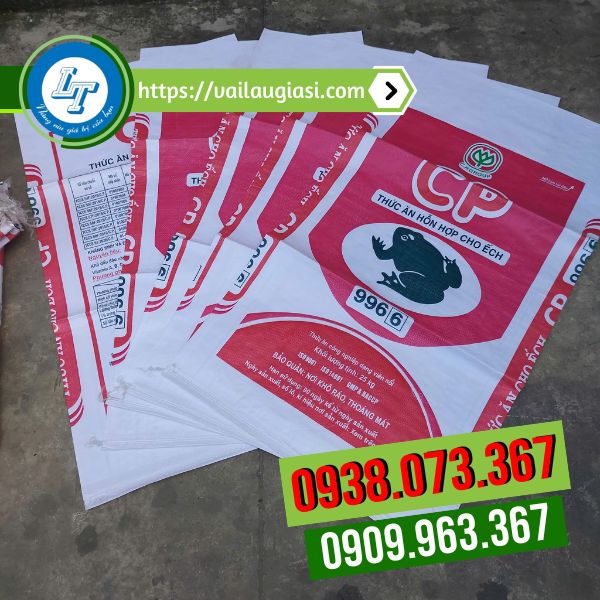 Bao tải cám cò mới Bao tải cám cò mới