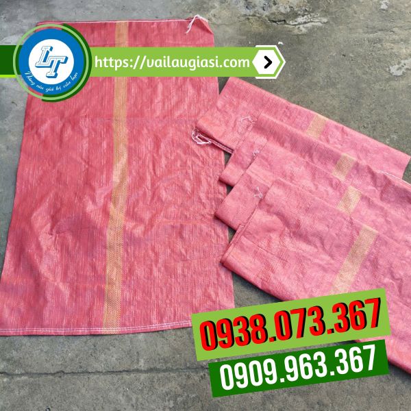 Bao tải đỏ tại Lê Thanh Bao tải đỏ tại Lê Thanh