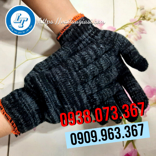 Sử dụng bao tay xám đen giúp bảo vệ đôi tay Sử dụng bao tay xám đen giúp bảo vệ đôi tay