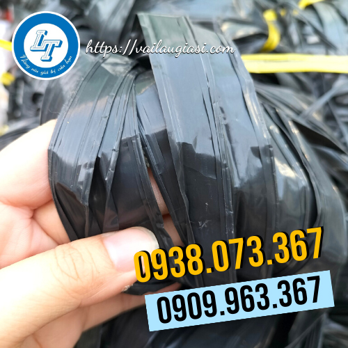 Bề mặt dây nilon bẹ đen có độ bóng mịn cao Bề mặt dây nilon bẹ đen có độ bóng mịn cao