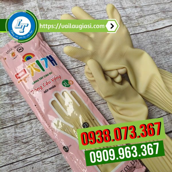 Bề mặt găng tay có độ nhám cao, tăng khả năng cầm nắm Bề mặt găng tay có độ nhám cao, tăng khả năng cầm nắm