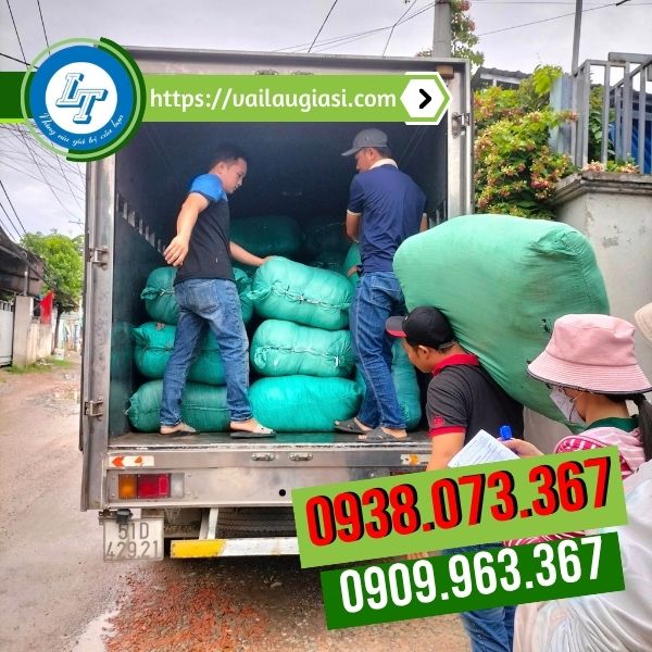 chuyên sỉ khăn lau xe ô tô