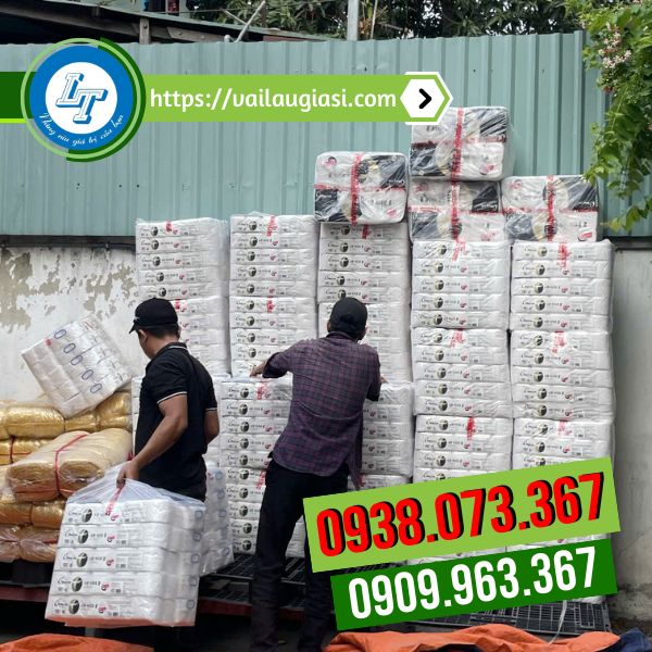 Giao sỉ tận nơi khăn giấy vệ sinh Giao sỉ tận nơi khăn giấy vệ sinh