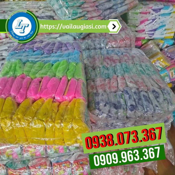 Cây 50 áo mưa du lịch Cây 50 áo mưa du lịch