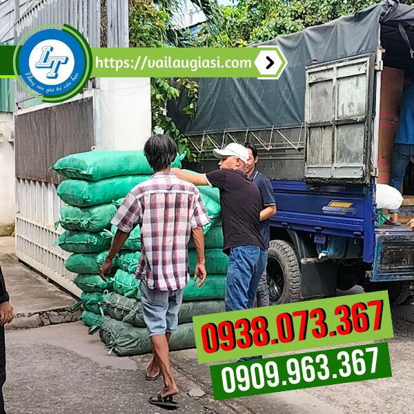 Giao 10 bao găng tay len muối tiêu cho khách Giao 10 bao găng tay len muối tiêu cho khách