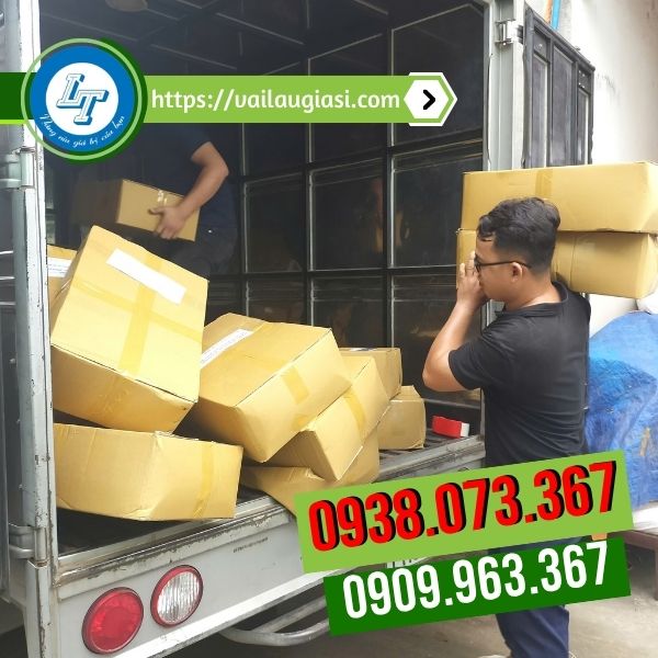 Chuyên sỉ áo mưa chấm bi to