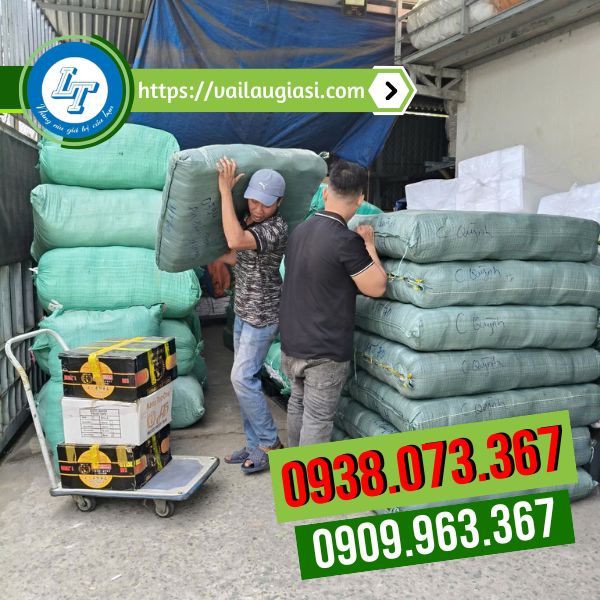 Lê Thanh cung ứng sỉ găng tay Lê Thanh cung ứng sỉ găng tay
