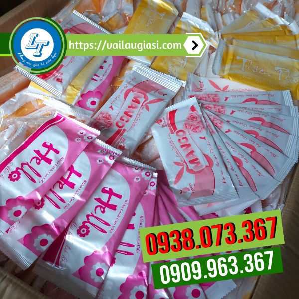 Đặt hàng khăn lạnh tại công ty Lê Thanh Đặt hàng khăn lạnh tại công ty Lê Thanh