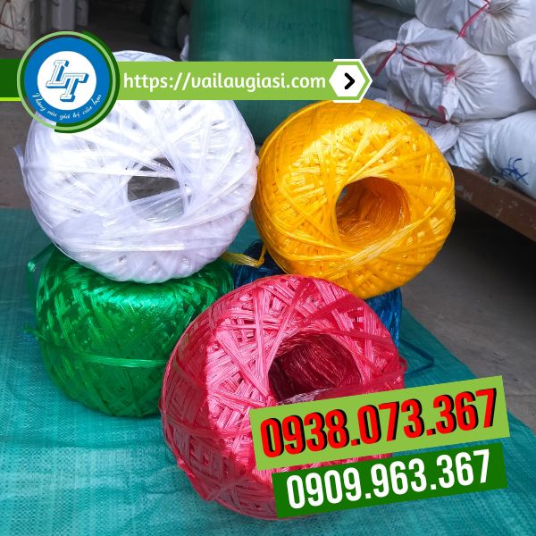 Dây nilon nem đủ màu Dây nilon nem đủ màu