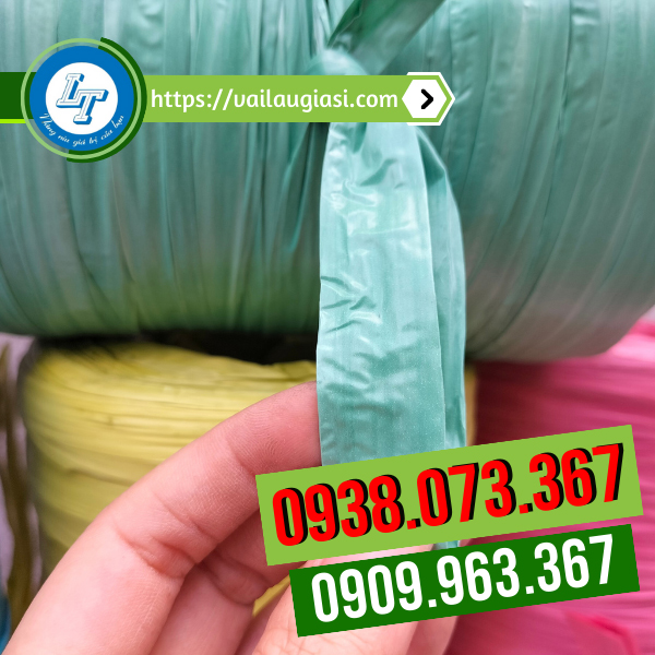 Dây nilon được làm từ chất liệu hạt nhựa Dây nilon được làm từ chất liệu hạt nhựa