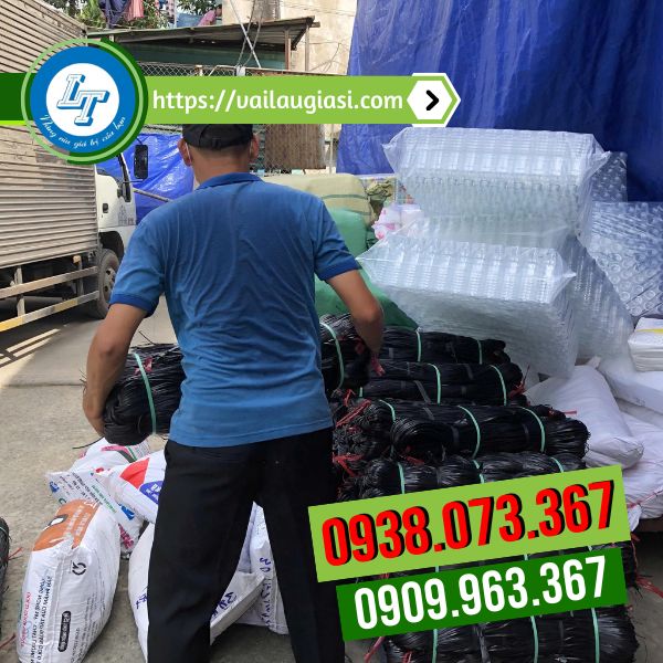 Dây nilon kẽm đen được giao cho khách Dây nilon kẽm đen được giao cho khách